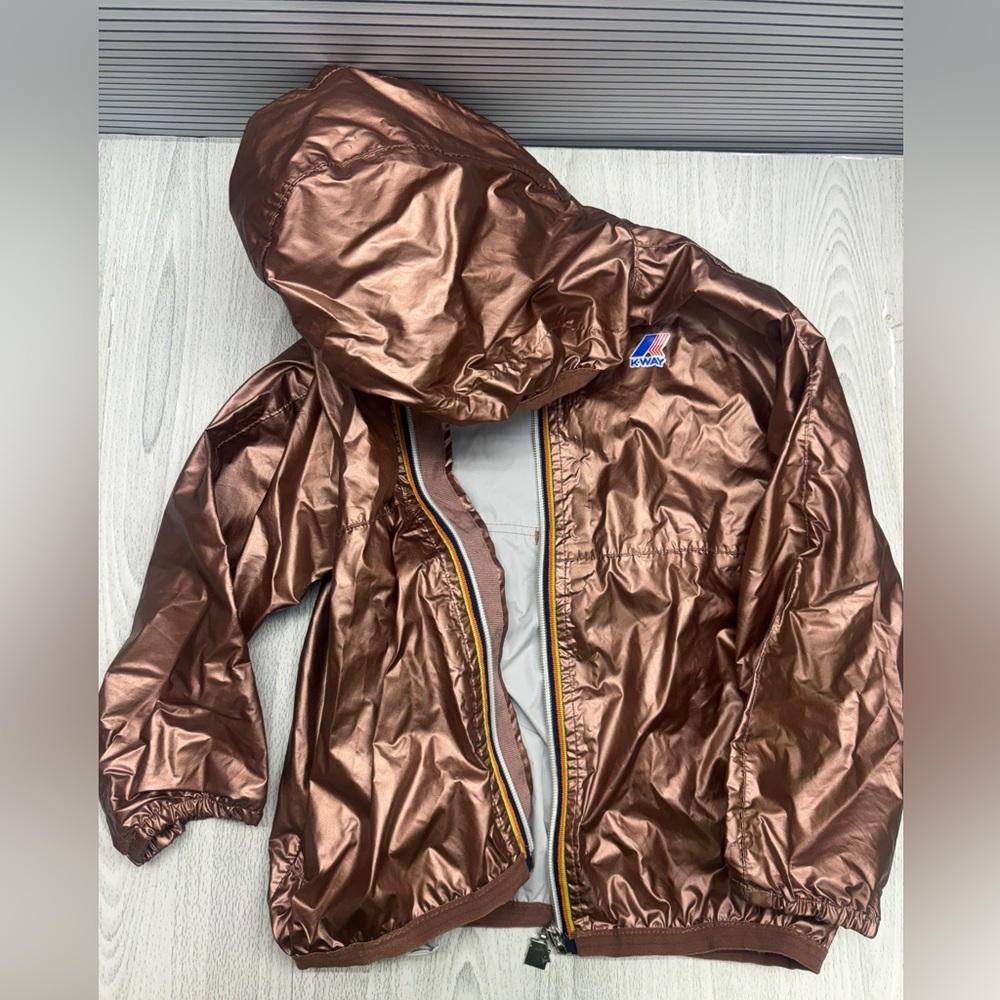 K-WAY Jacket - Kids Size 4Y- In very good condition